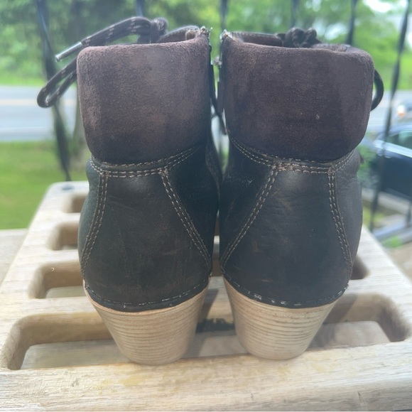 Dansko “Mikayla” Do Brown Oiled Leather Heeled Boots Eu Size 38, USA 7 - Picture 4 of 11